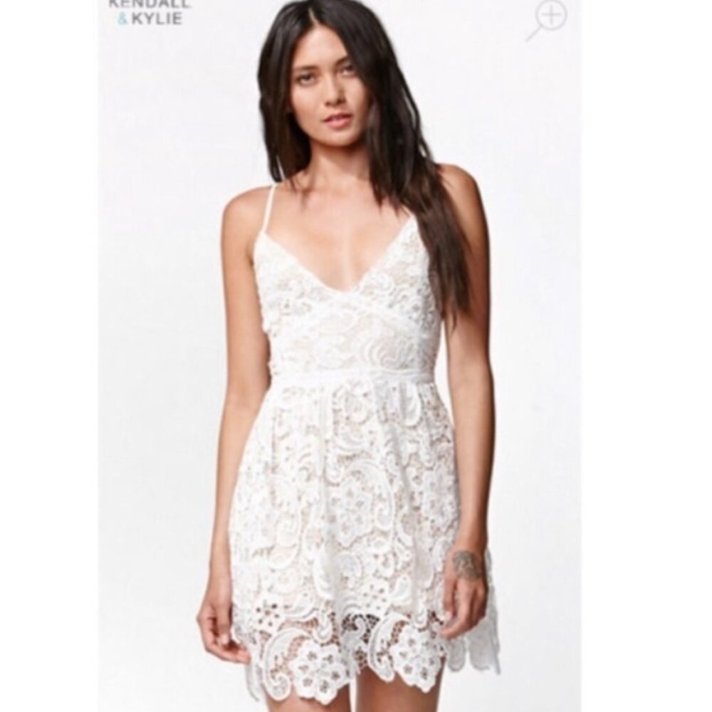 Kendall & Kylie cream cocktail dress S